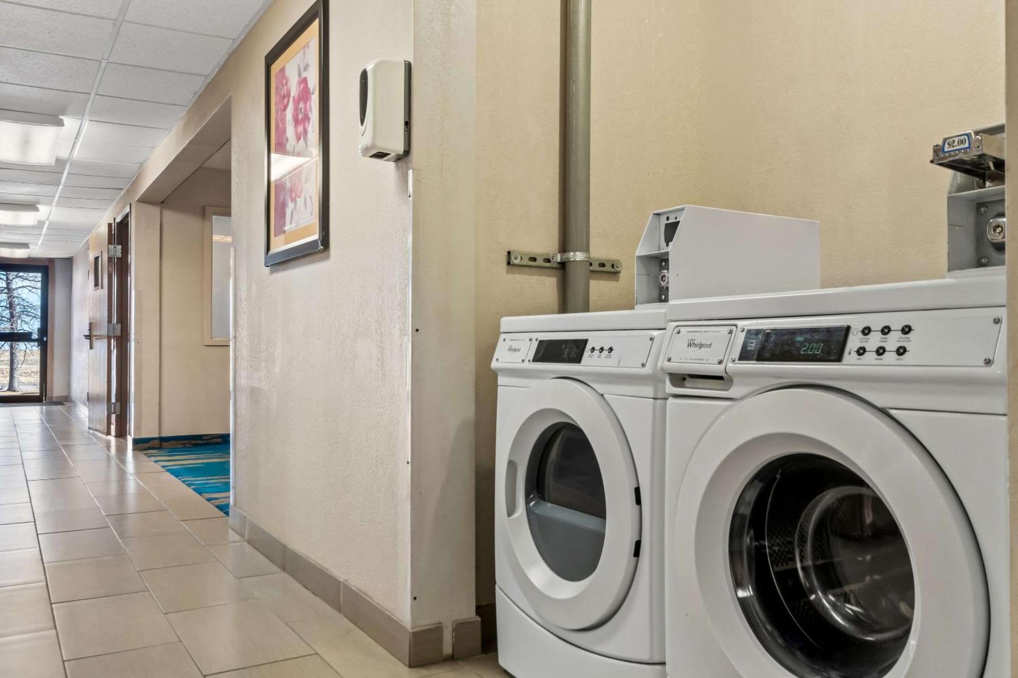 Quality Inn Sidney I-80 Extérieur photo